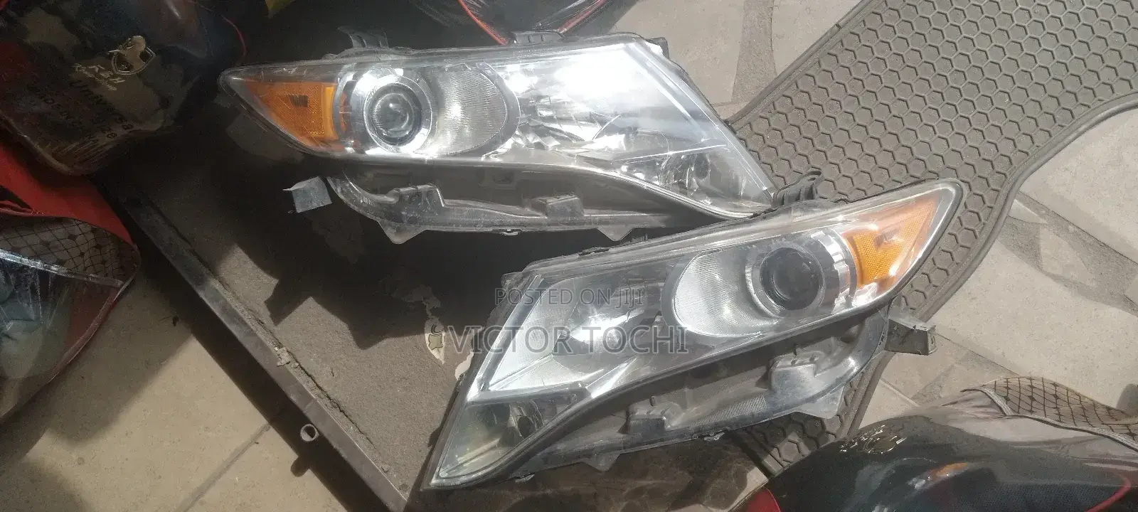 Headlights Toyota Venza 2008/ 2010