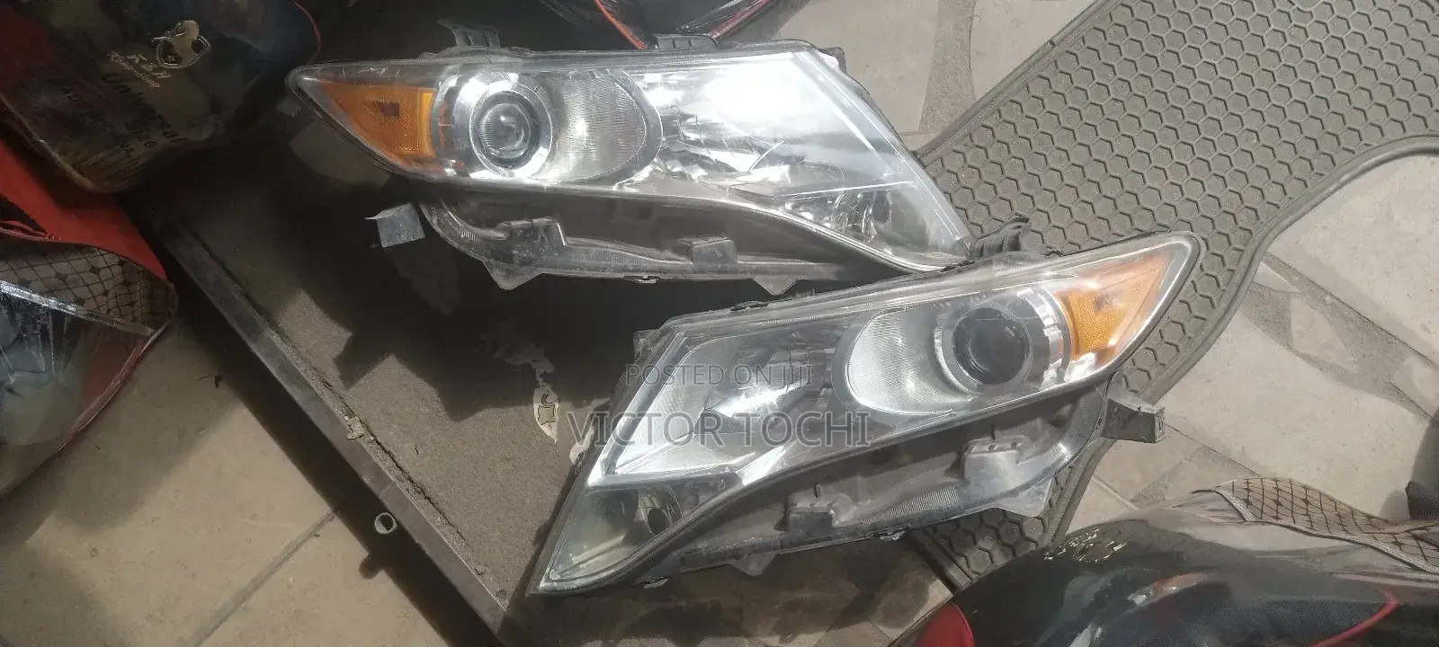 Headlights Toyota Venza 2008/ 2010