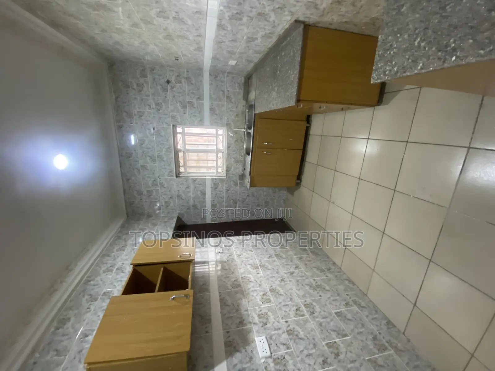 2bdrm Block of Flats in Dawaki for rent