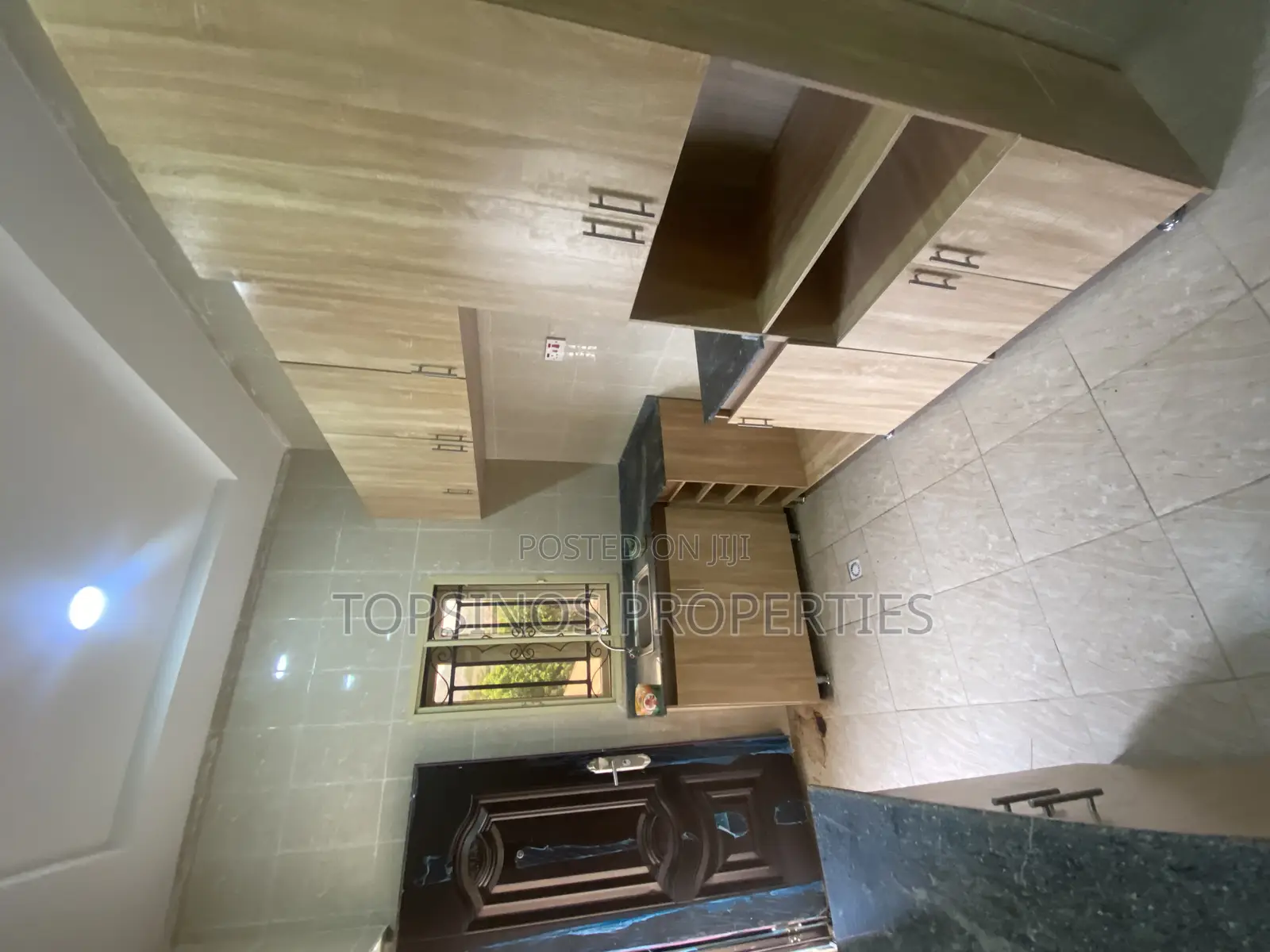 2bdrm Block of Flats in Dawaki for rent