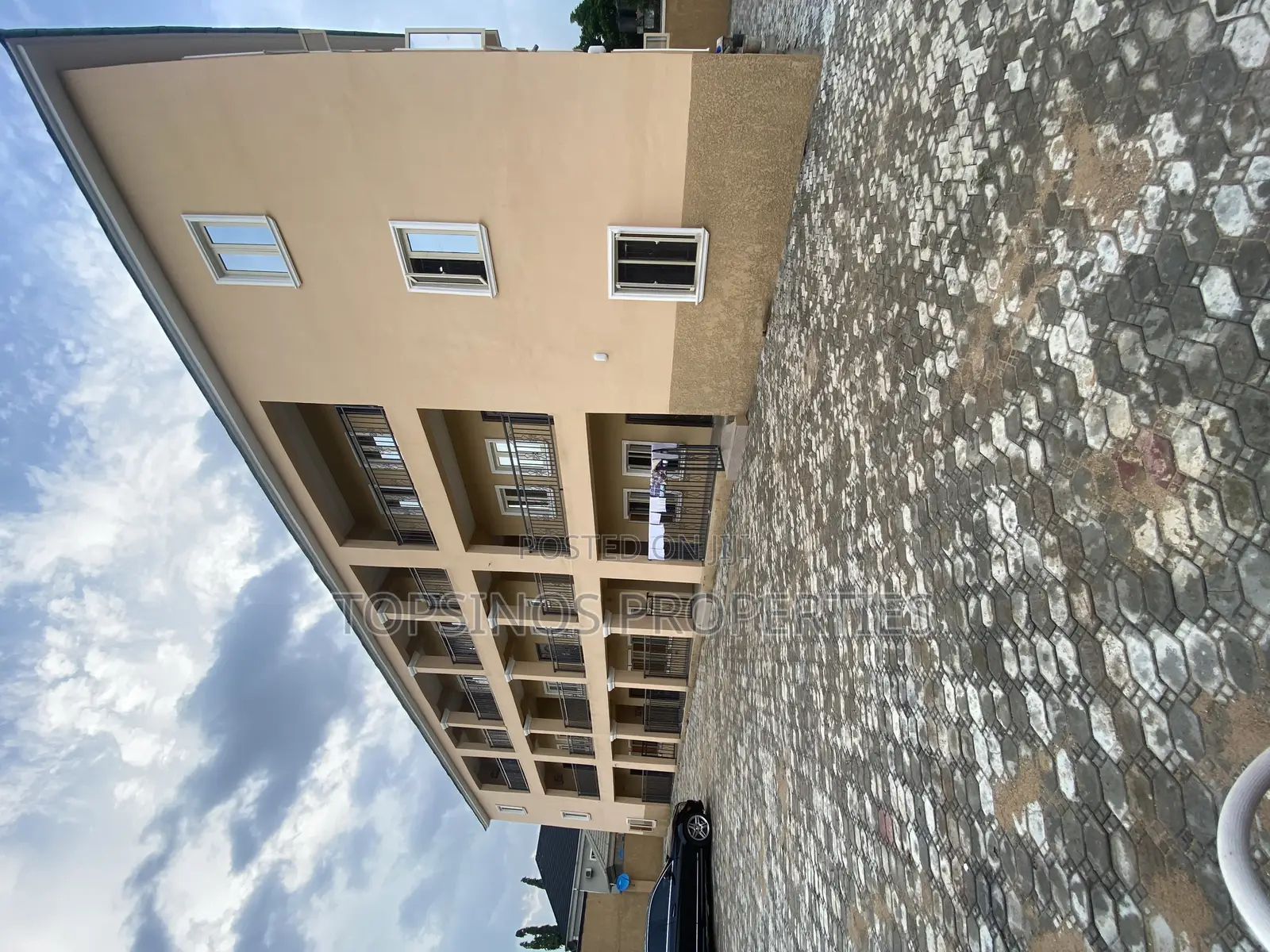 2bdrm Block of Flats in Dawaki for rent