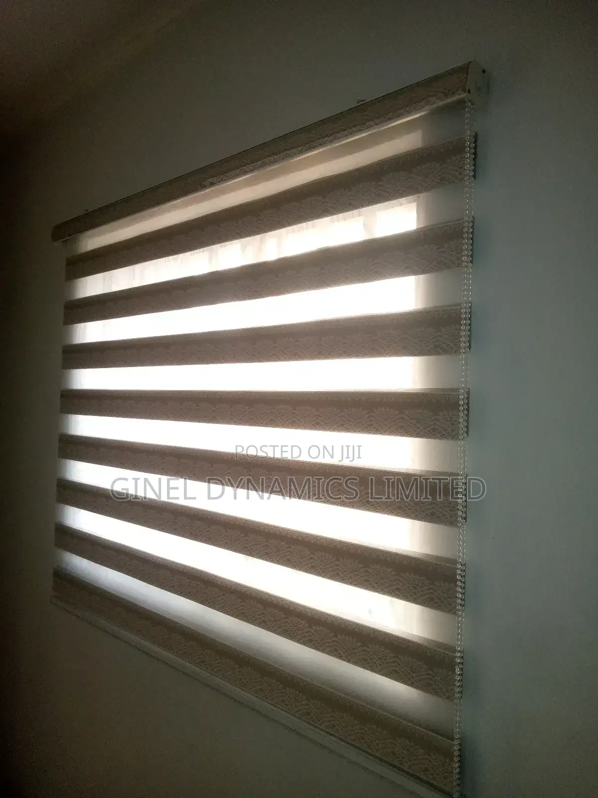 Top Quality Blinds (Free Delivery)
