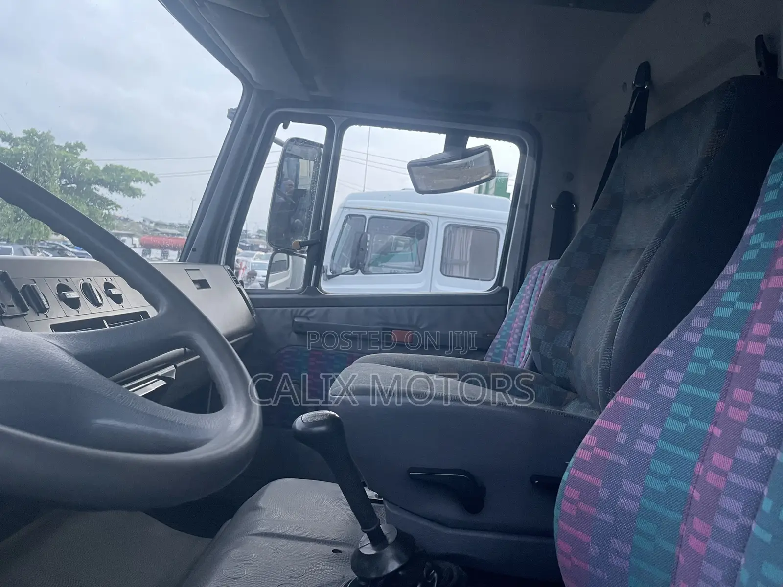 Foreign Used Mercedes Benz 814 Truck