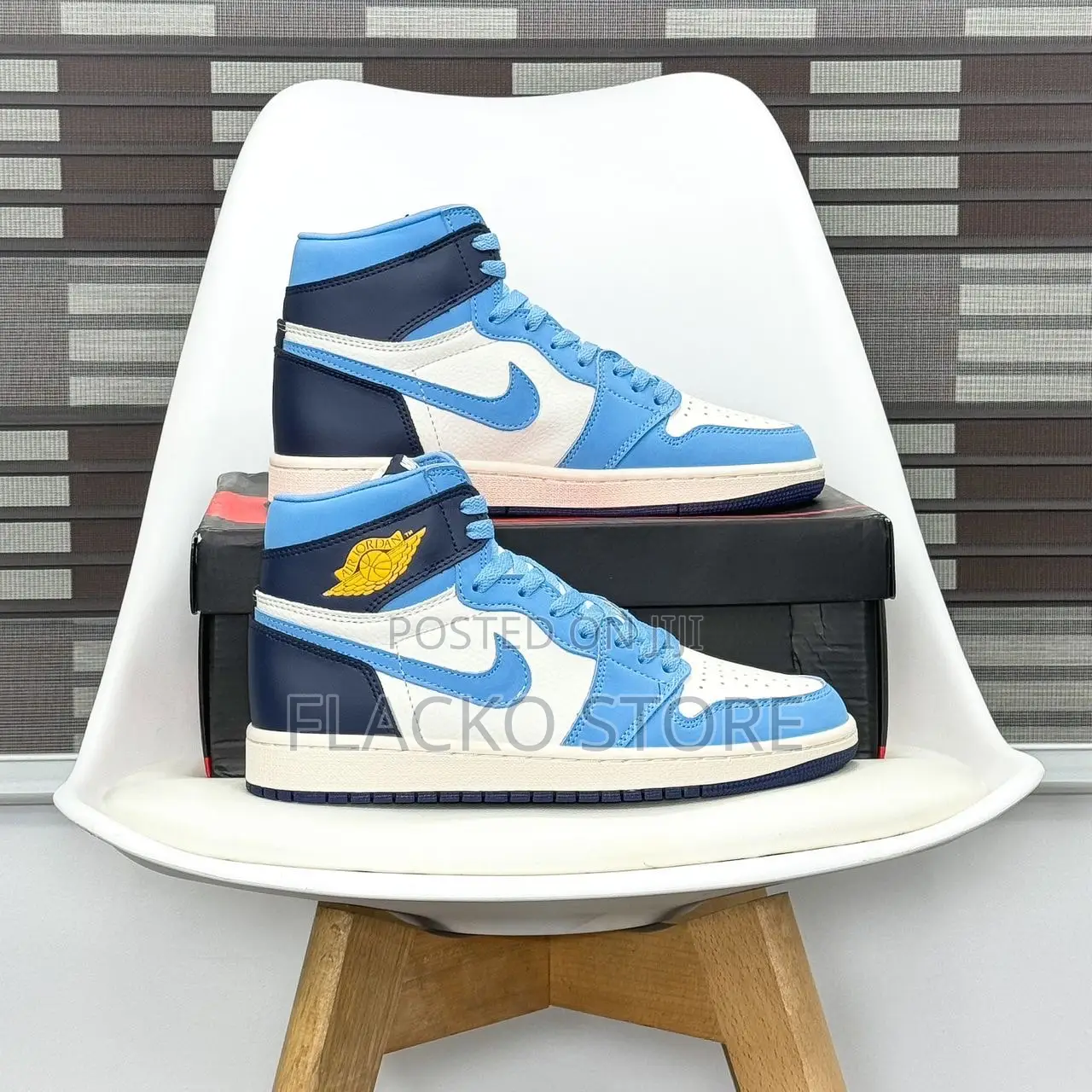 Original Air Jordan 1 Retro High First in the Flight Sneaker