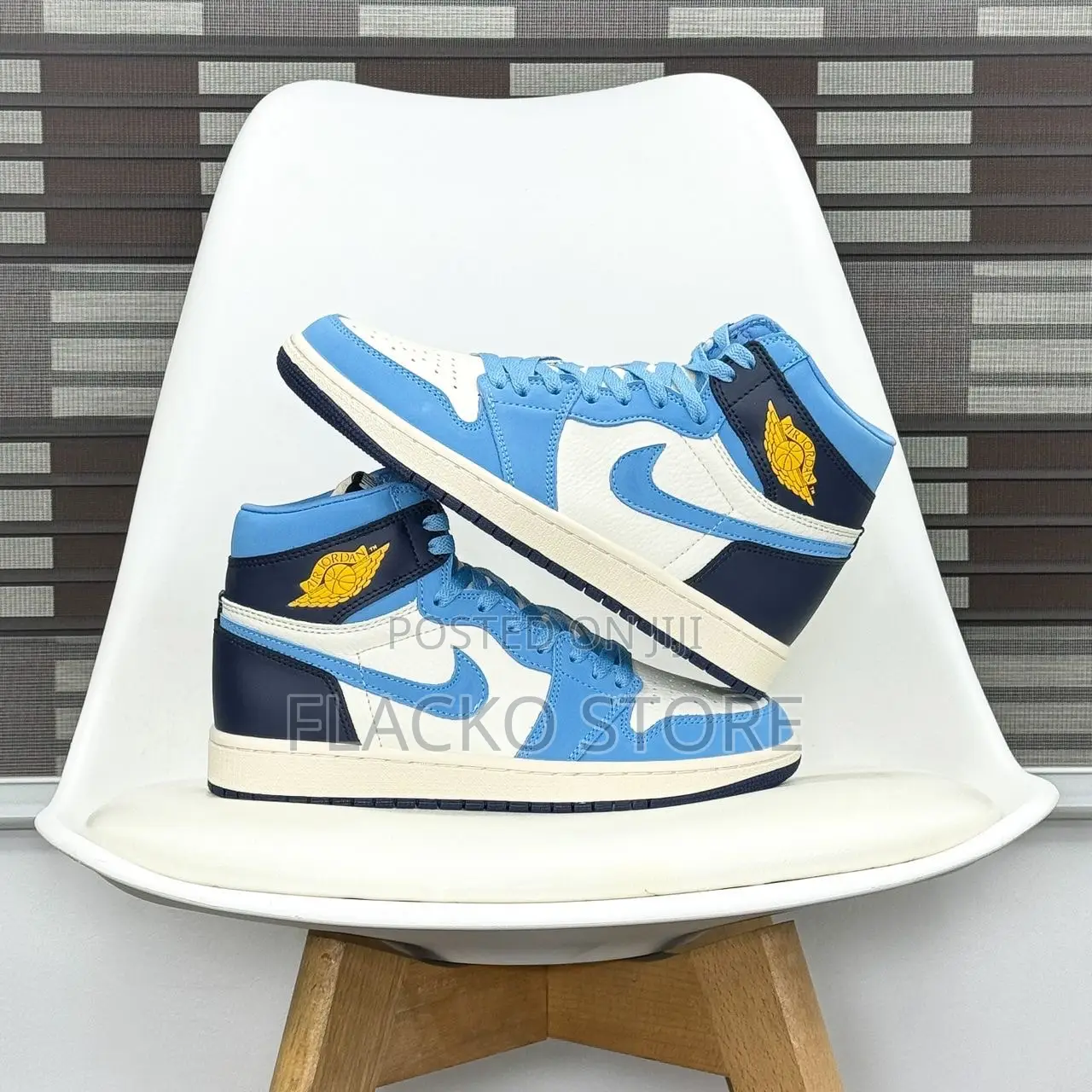 Original Air Jordan 1 Retro High First in the Flight Sneaker