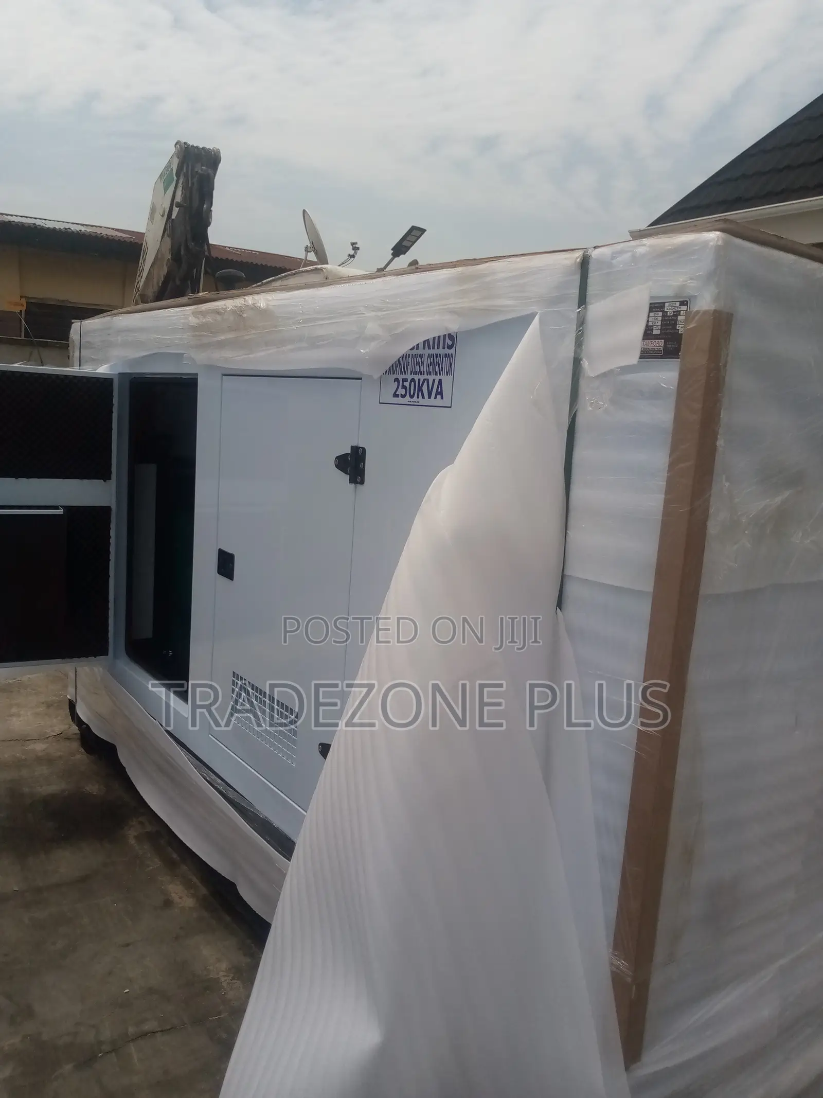 New in Perkins DIESEL Soundproof Generator