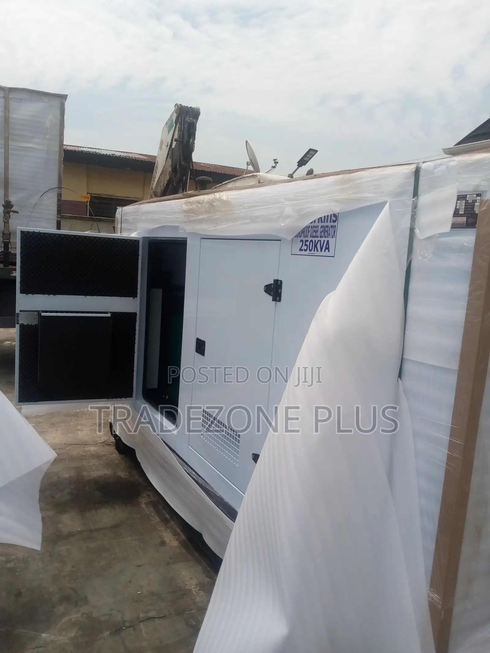 New in Perkins Soundproof Generator 250kva