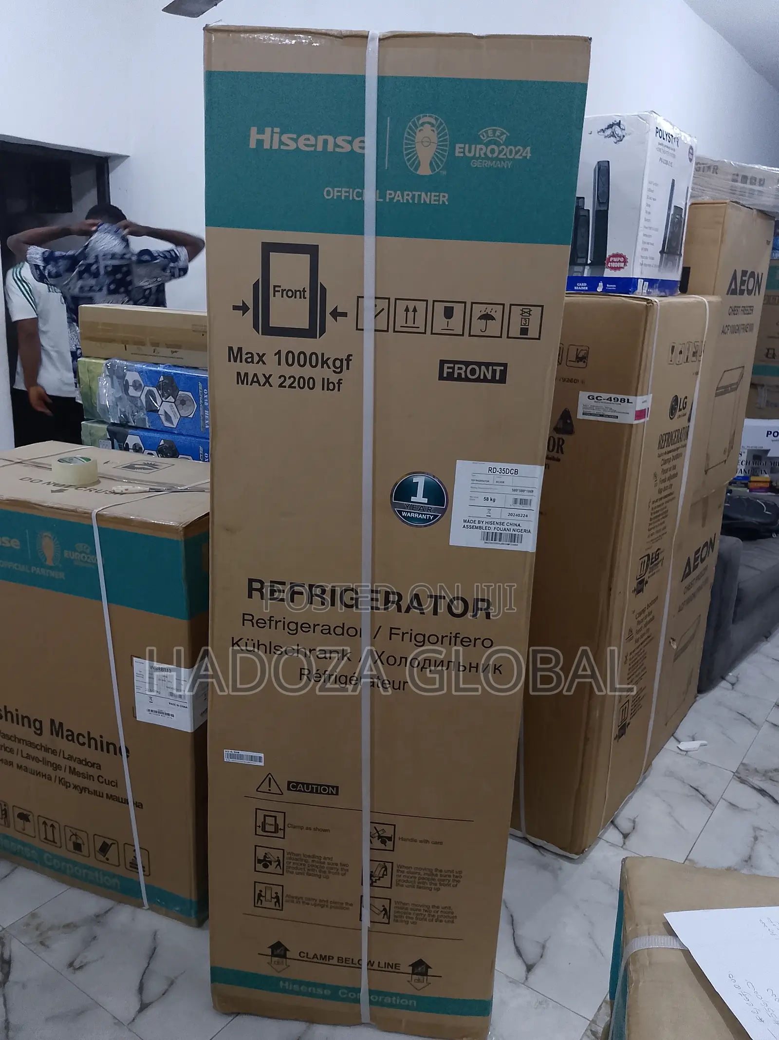 The Hisense 264L Double Door Refrigerator