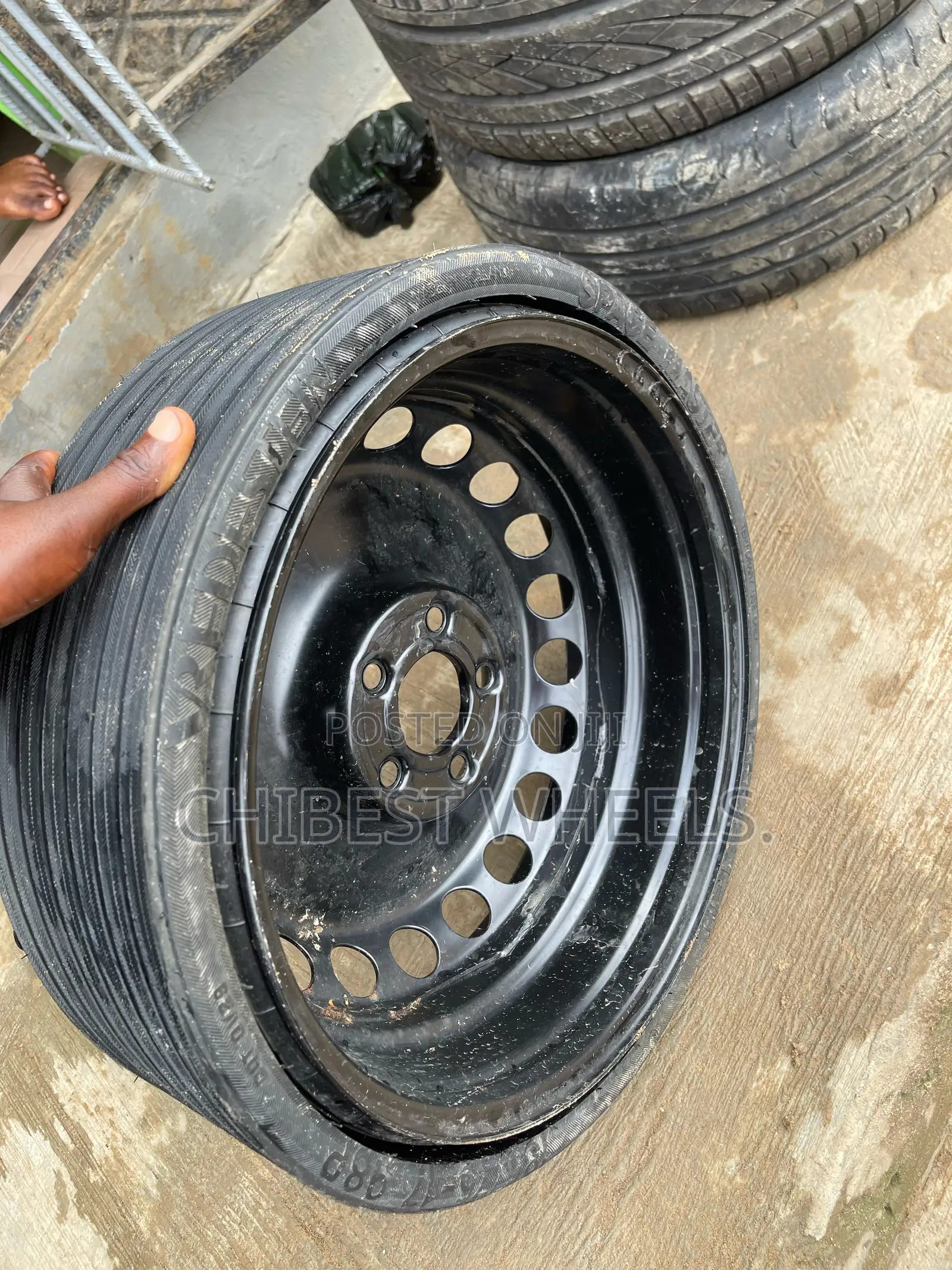 Temporary Tire for Mercedes Benz GLK 350