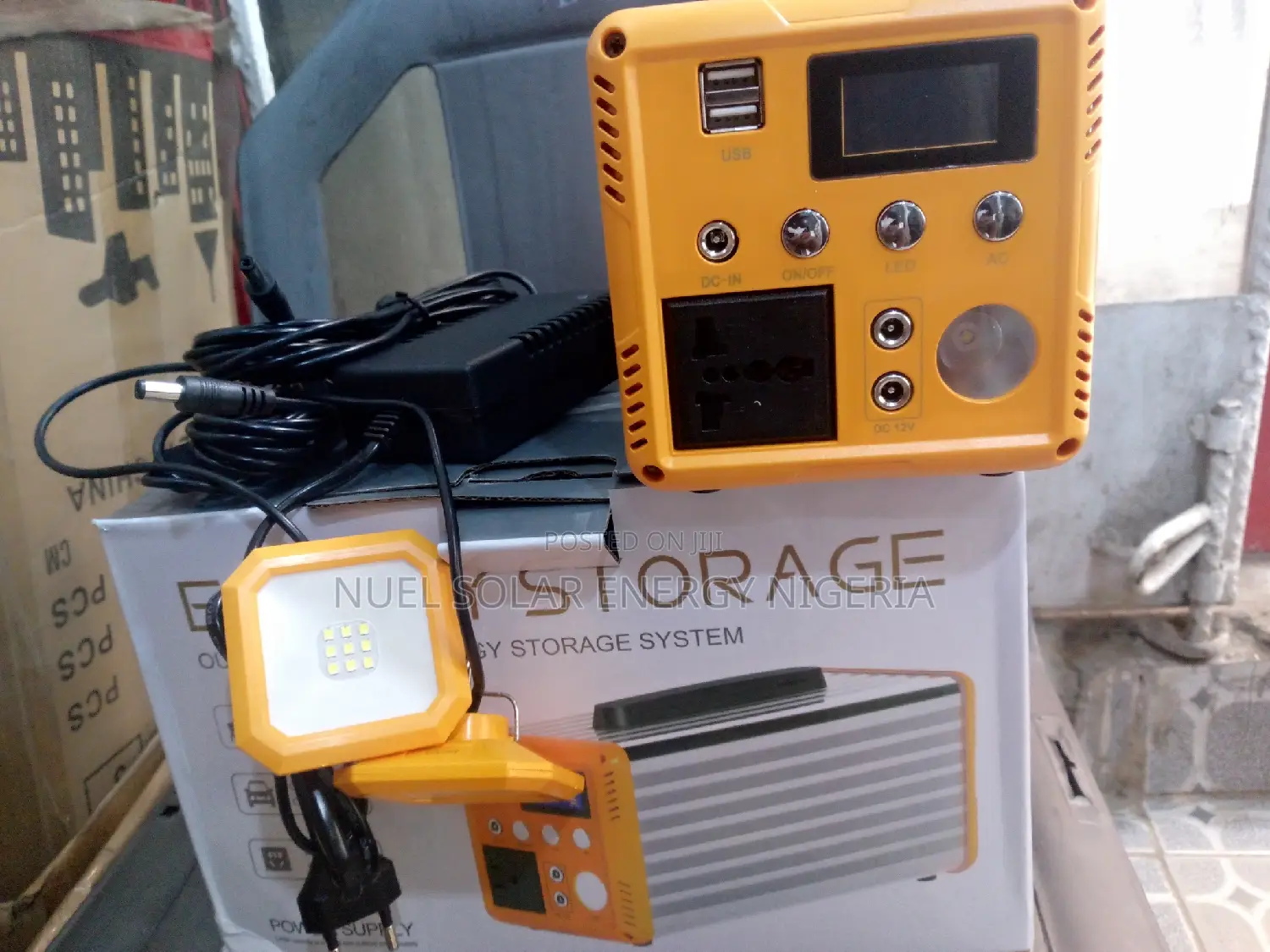 Original 300watts Solar Generator Together With Panel