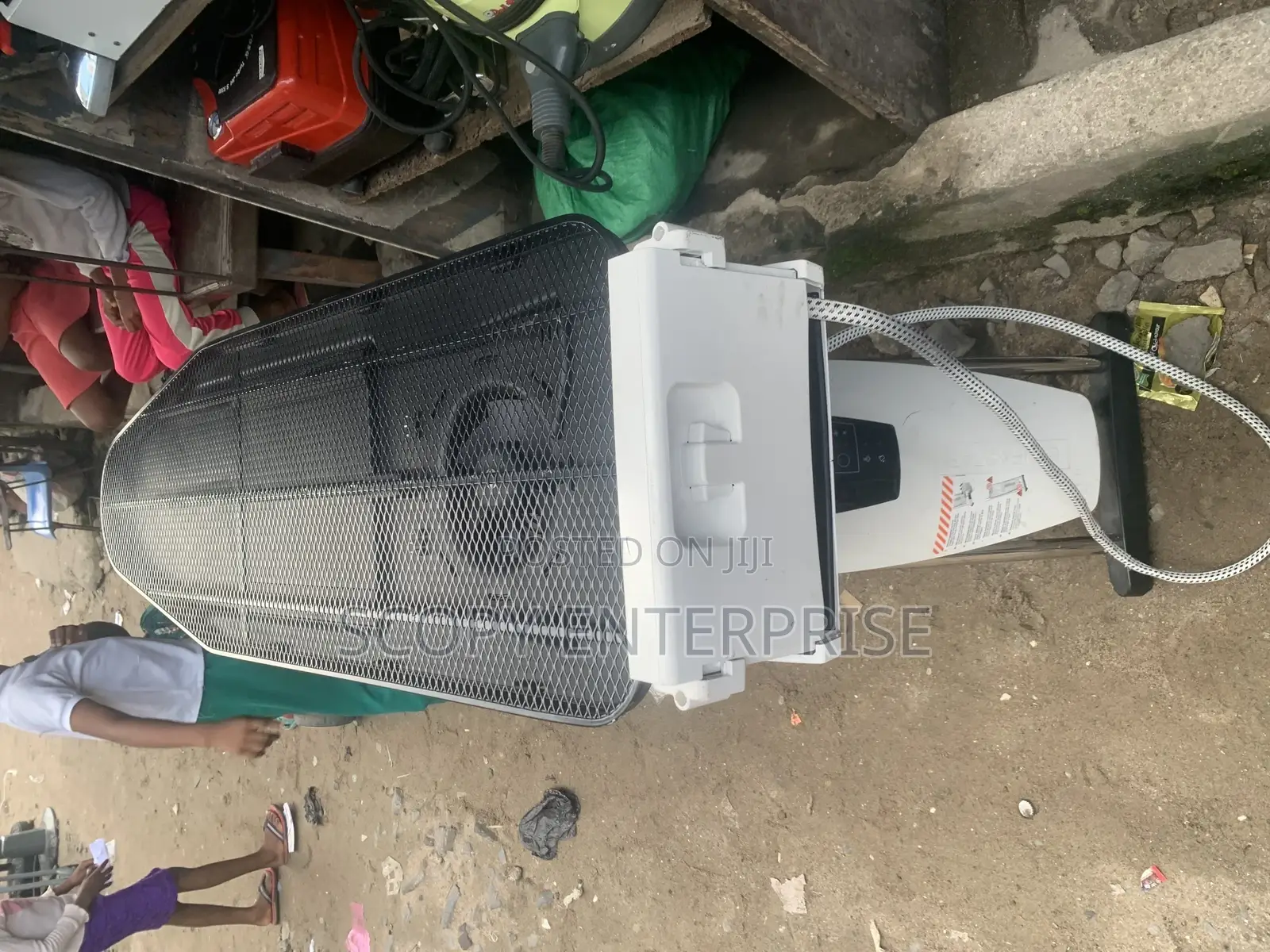 Industrial Finishing Table for Laundry and Fashion