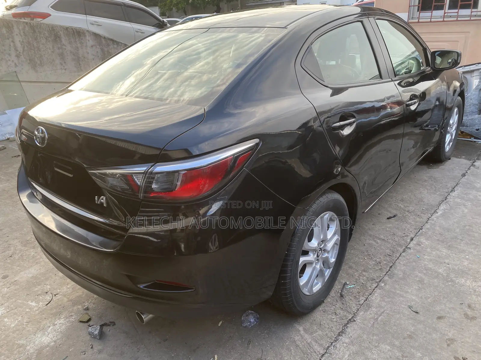 Toyota Yaris 2018 Black