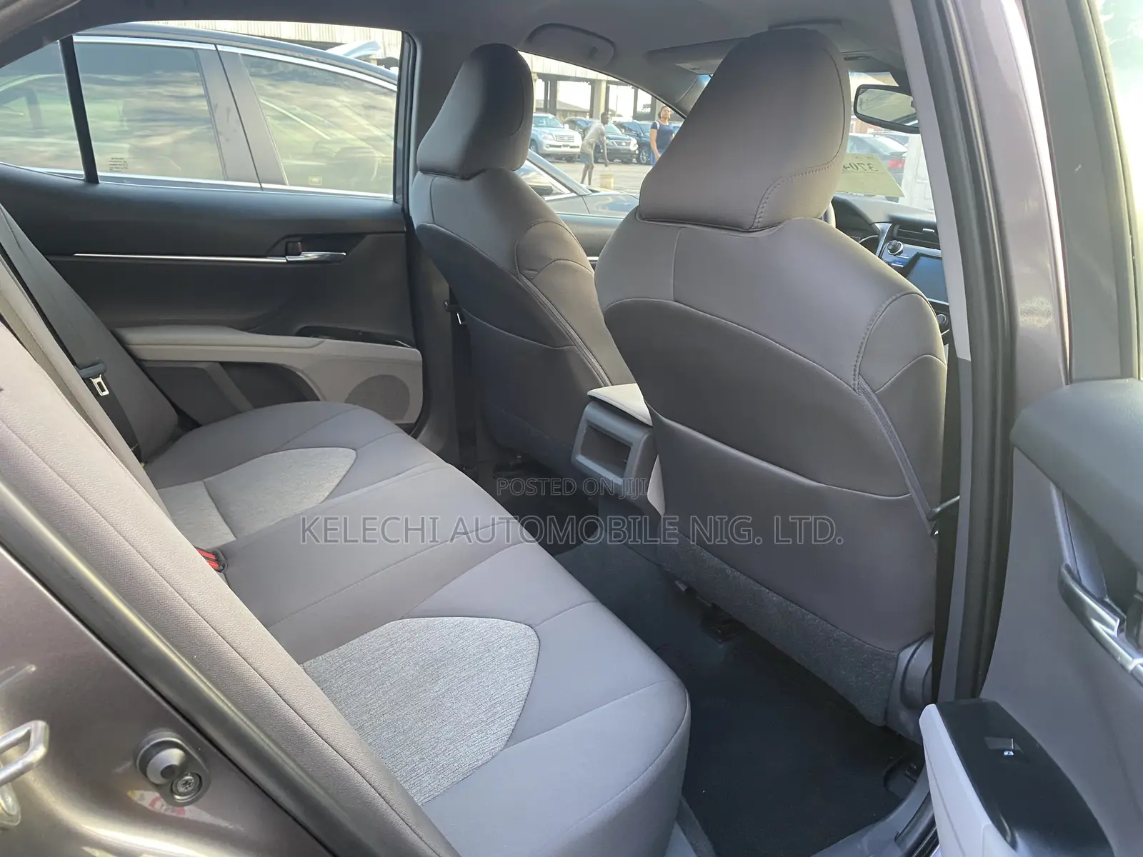 Toyota Camry LE FWD (2.5L 4cyl 8AM) 2018 Gray