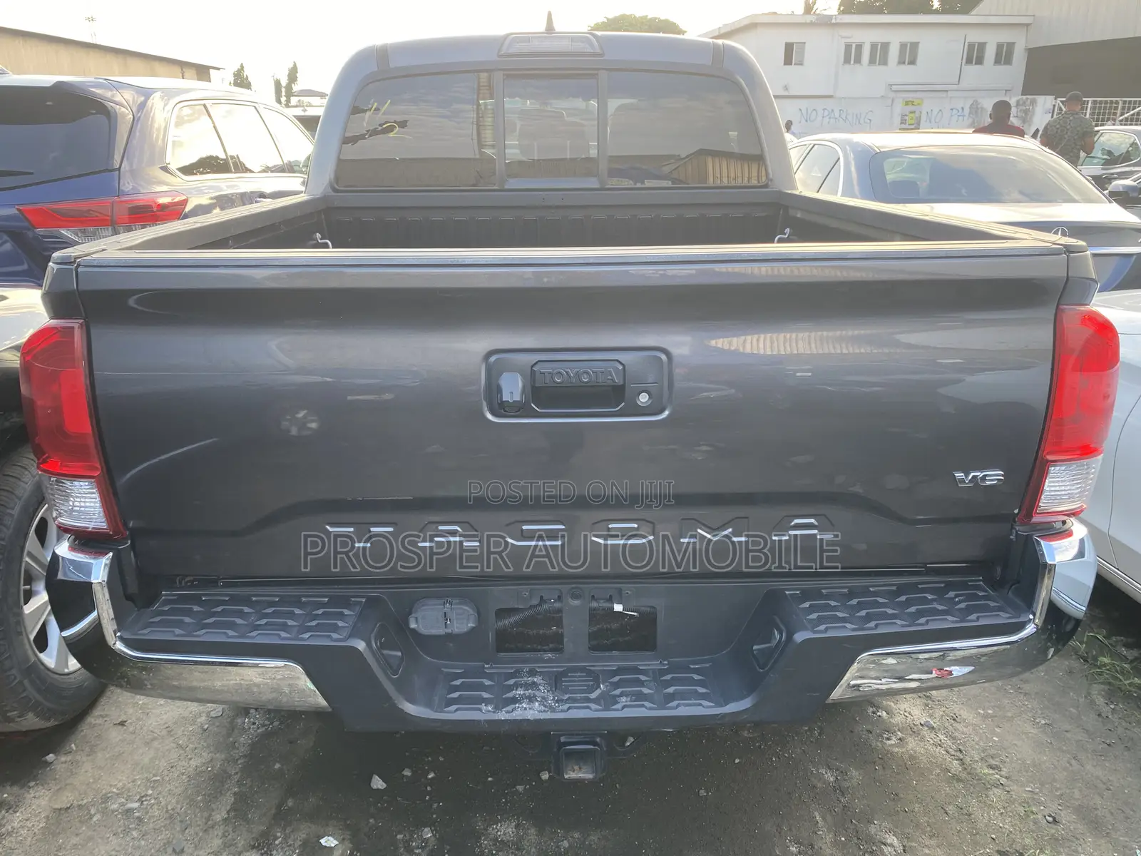 Toyota Tacoma 4dr Double Cab 2016 Gray