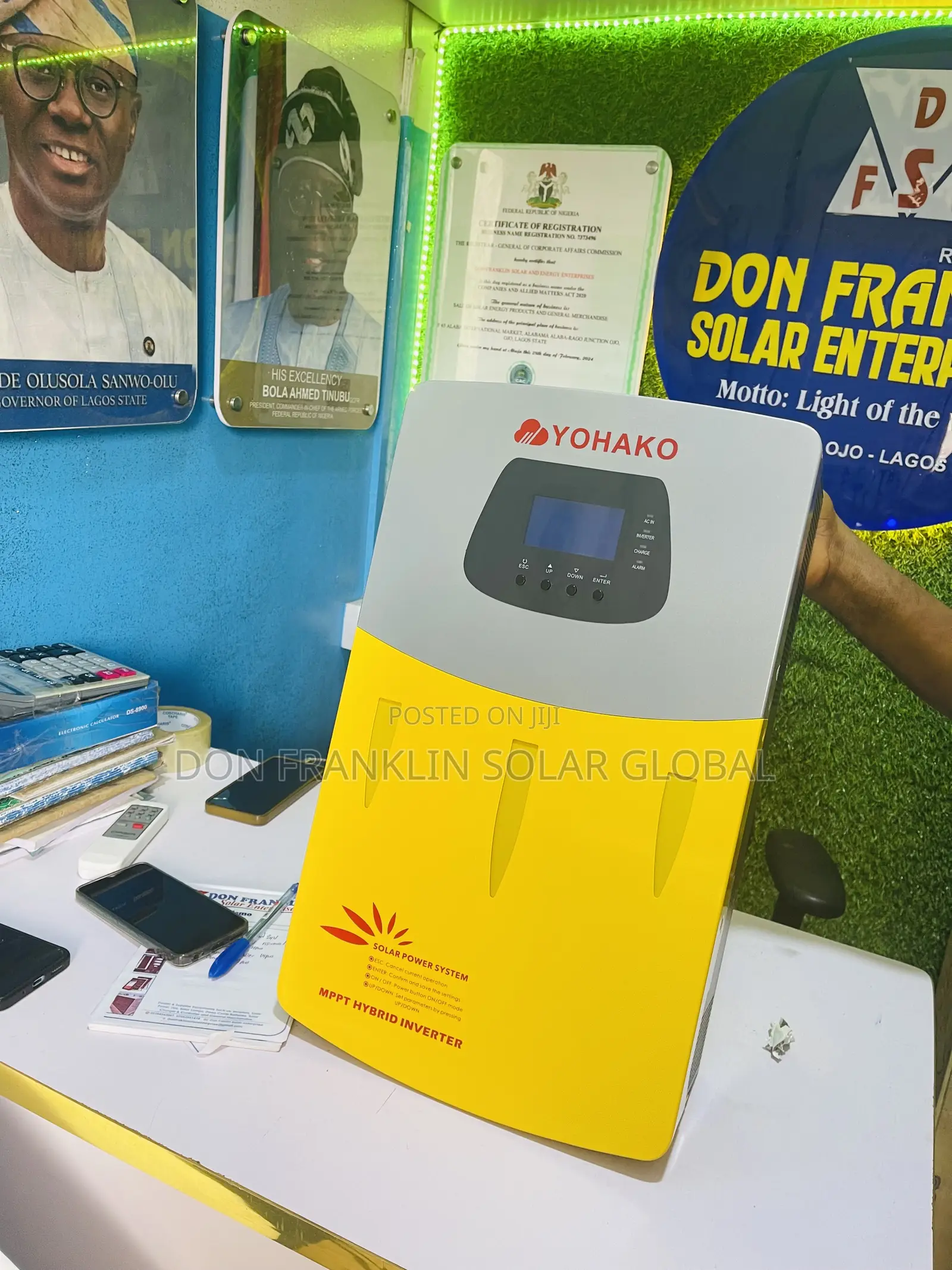 3.5kva Yohako Hybrid Pure Sine Wave Solar Inverter 24V