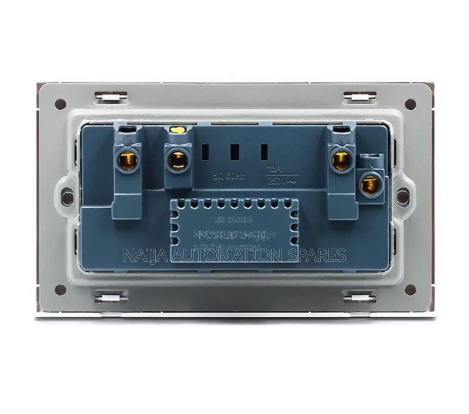 13amps UK Double Power Socket + 2 USB Charging Port