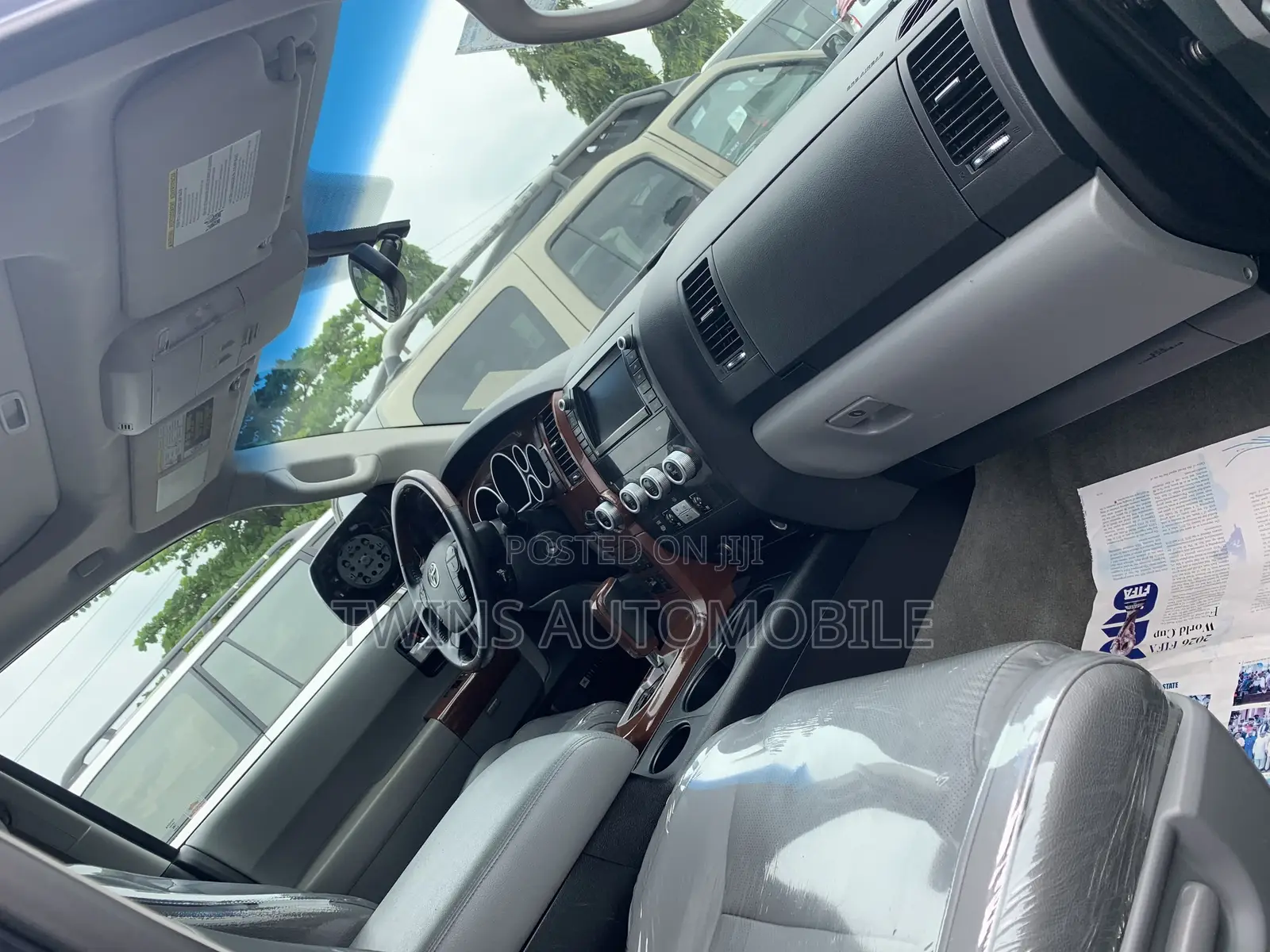 Toyota Sequoia 2011 Gray