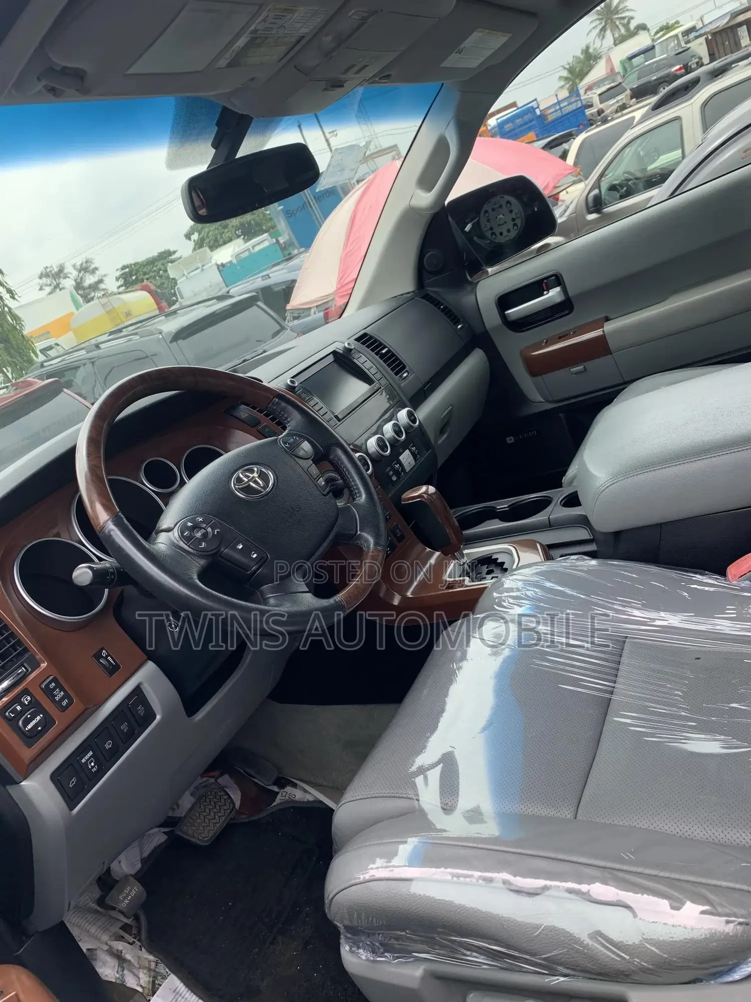Toyota Sequoia 2011 Gray