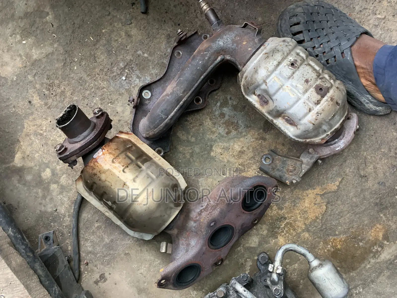 Toyota Camry V6, Lexus ES350 2007-12) Catalytic Converter