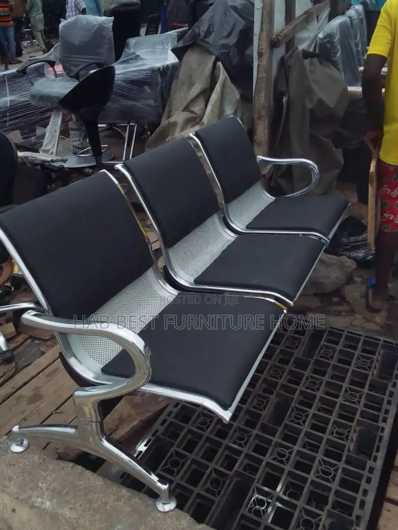 Airport/Visitor Chair With Leather