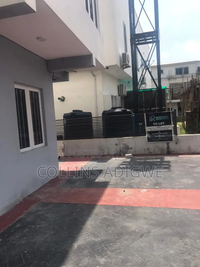 2bdrm Apartment in Orchid Road, Chevron for rent