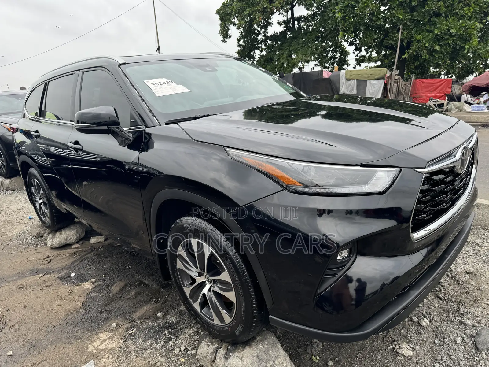 Toyota Highlander XLE 2022 Black