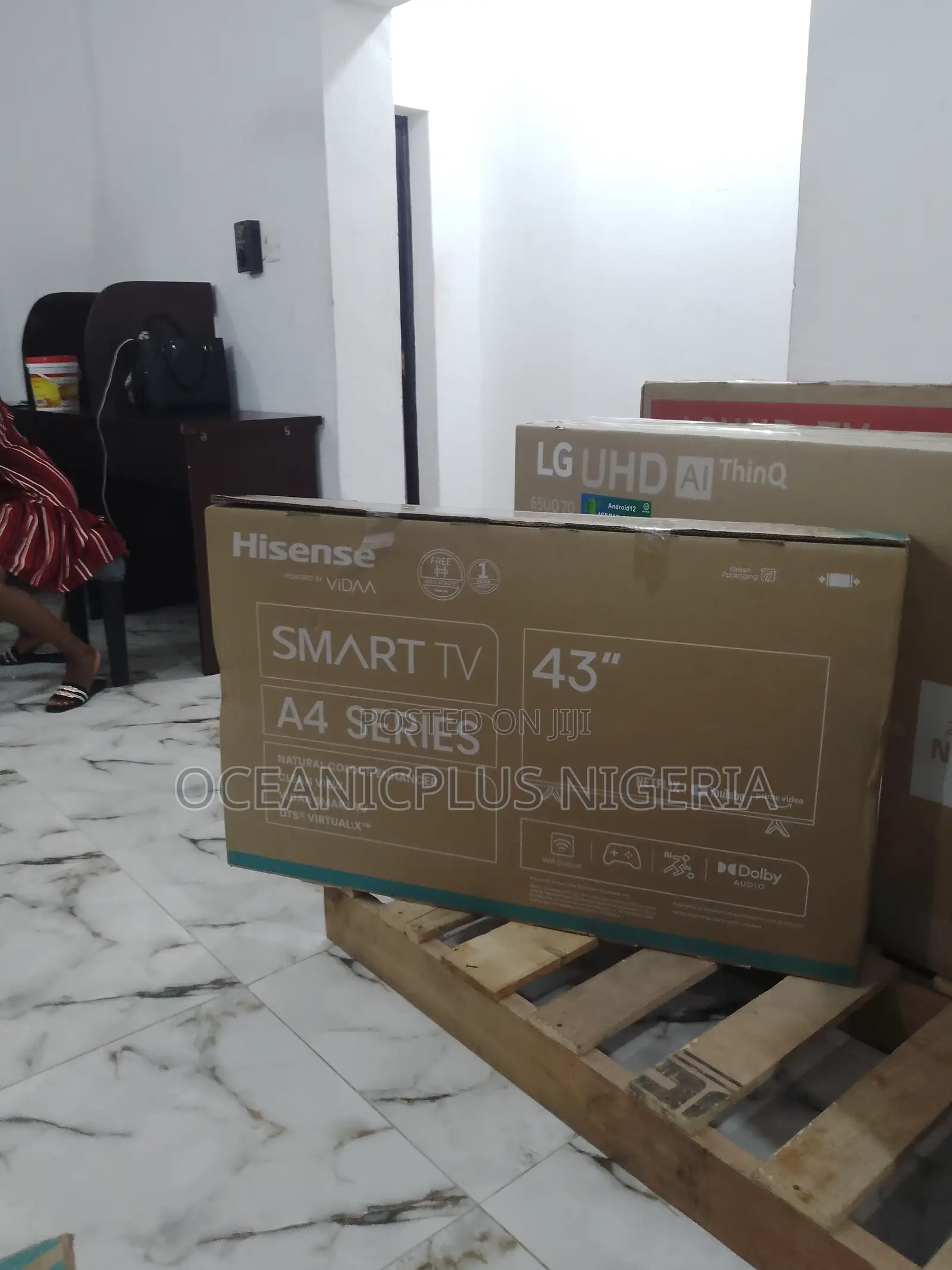 Authentic 43inches Hisense Smart Television