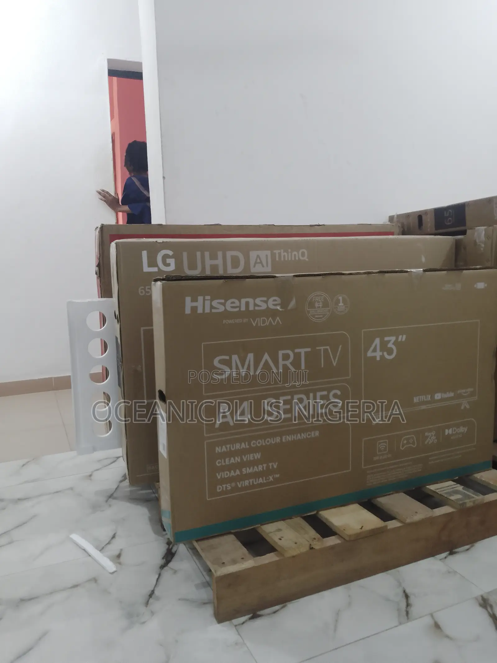 Super Strong 43inches Hisense [] Smart Television
