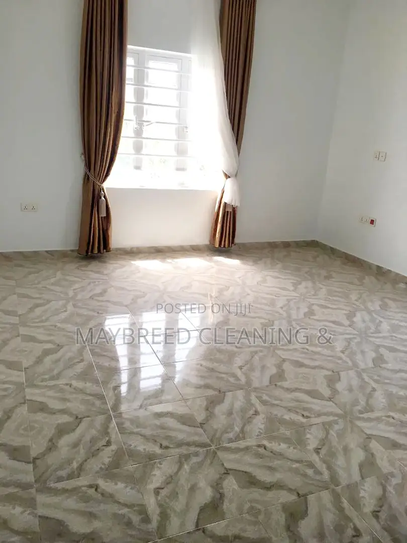 Very Detailed House Cleaning Service From the Professionals.