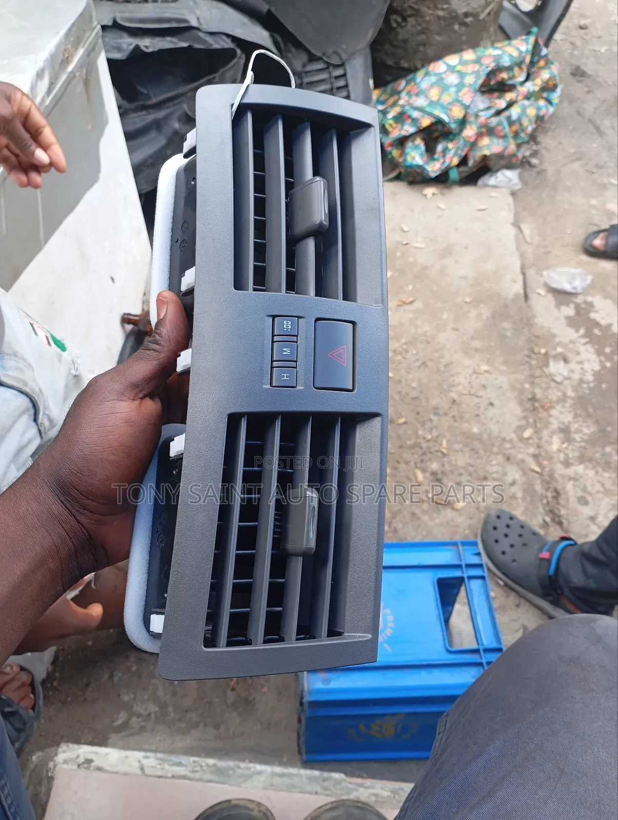 Car AC Vent for Toyota Camry 2007/2008 Model