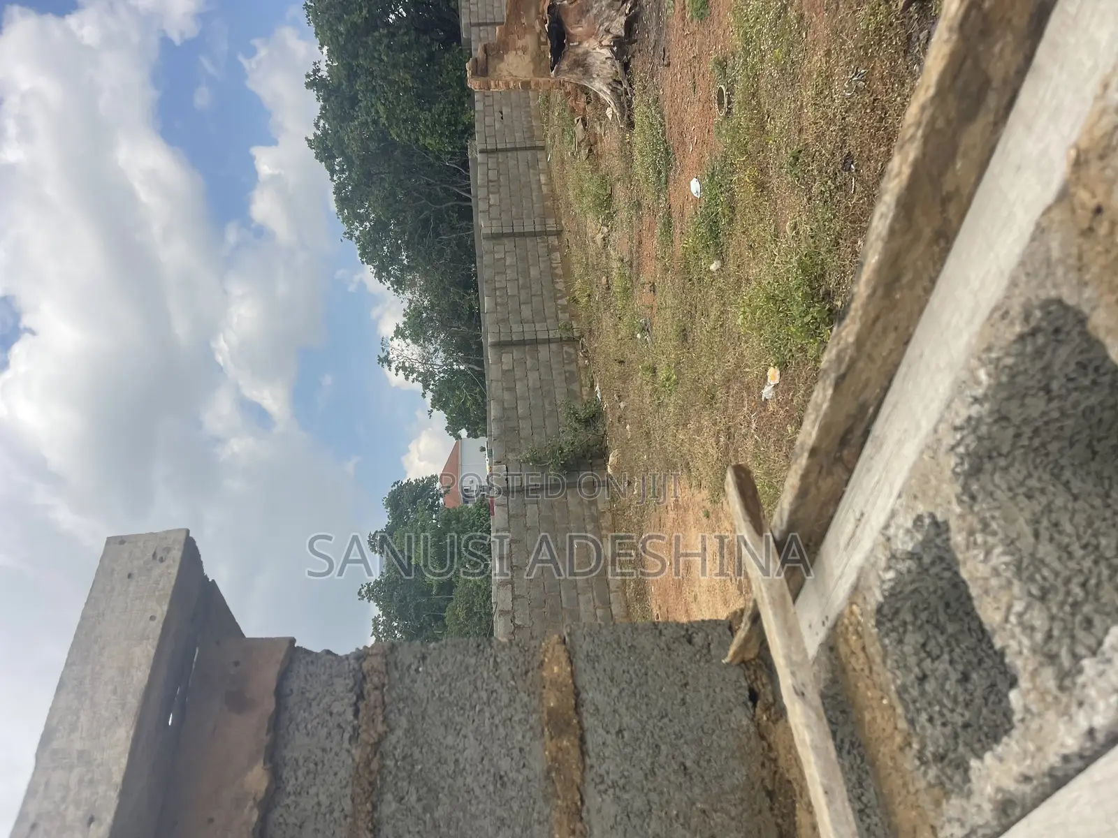 1800sqm of Commercial Land With Fcda Documents at Gisiri Abj