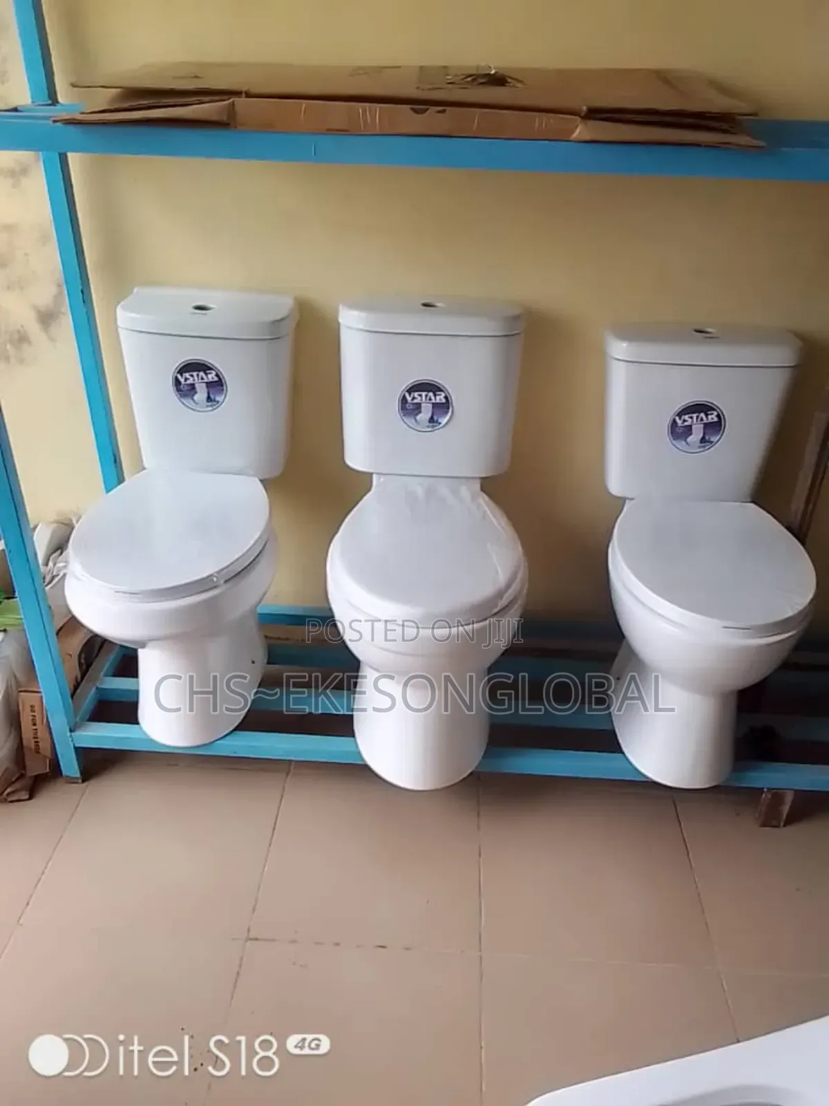 Small Vstar Wc With W-hand Basin
