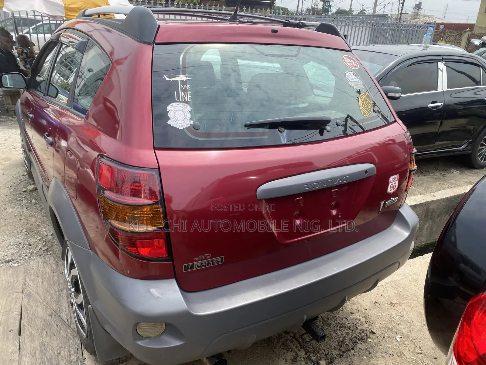Pontiac Vibe 2006 Red