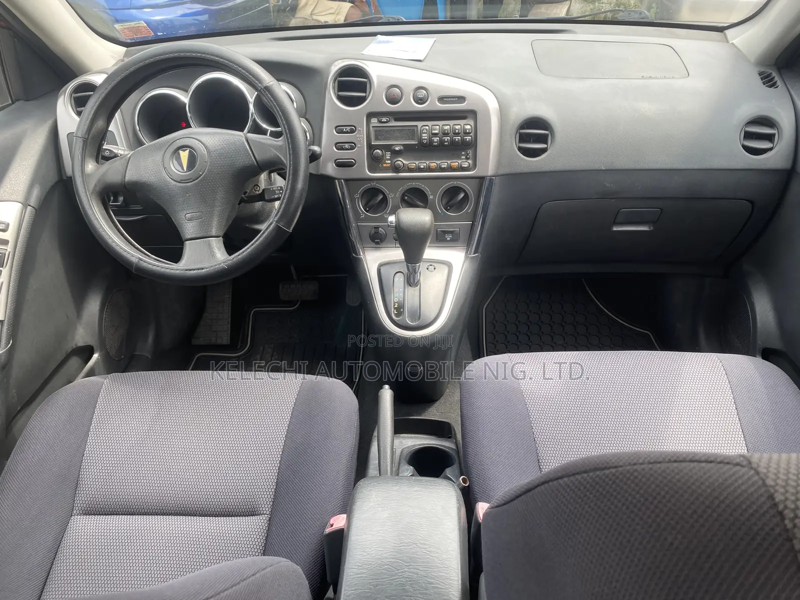 Pontiac Vibe 2006 Red