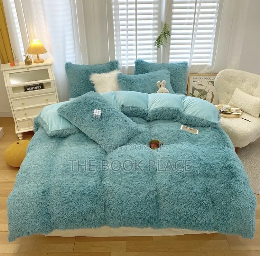 Beautiful Bedding Set With Duvet