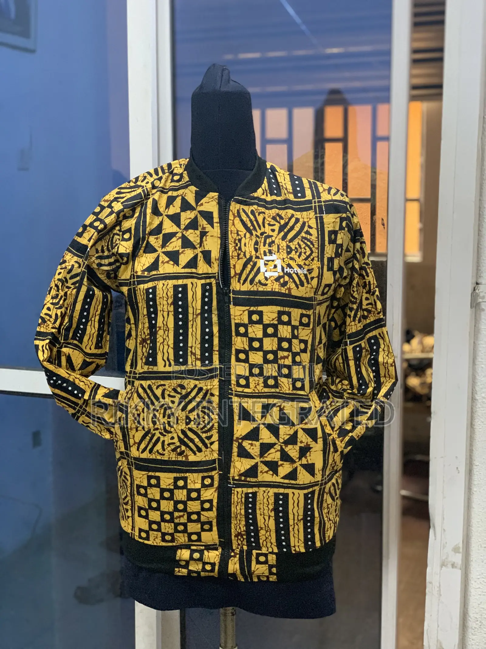 Uniforms For Various Brands With Good Sewing Machines,Shirts