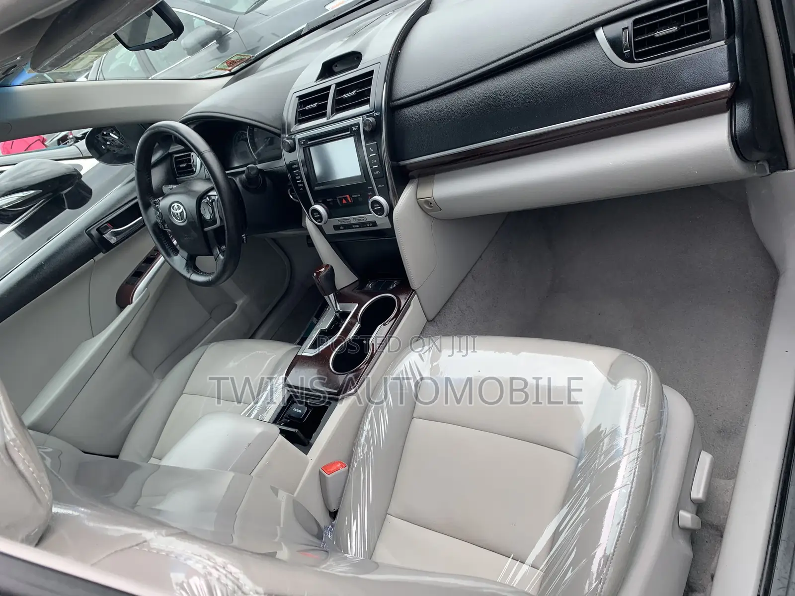 Toyota Camry 2013 Silver