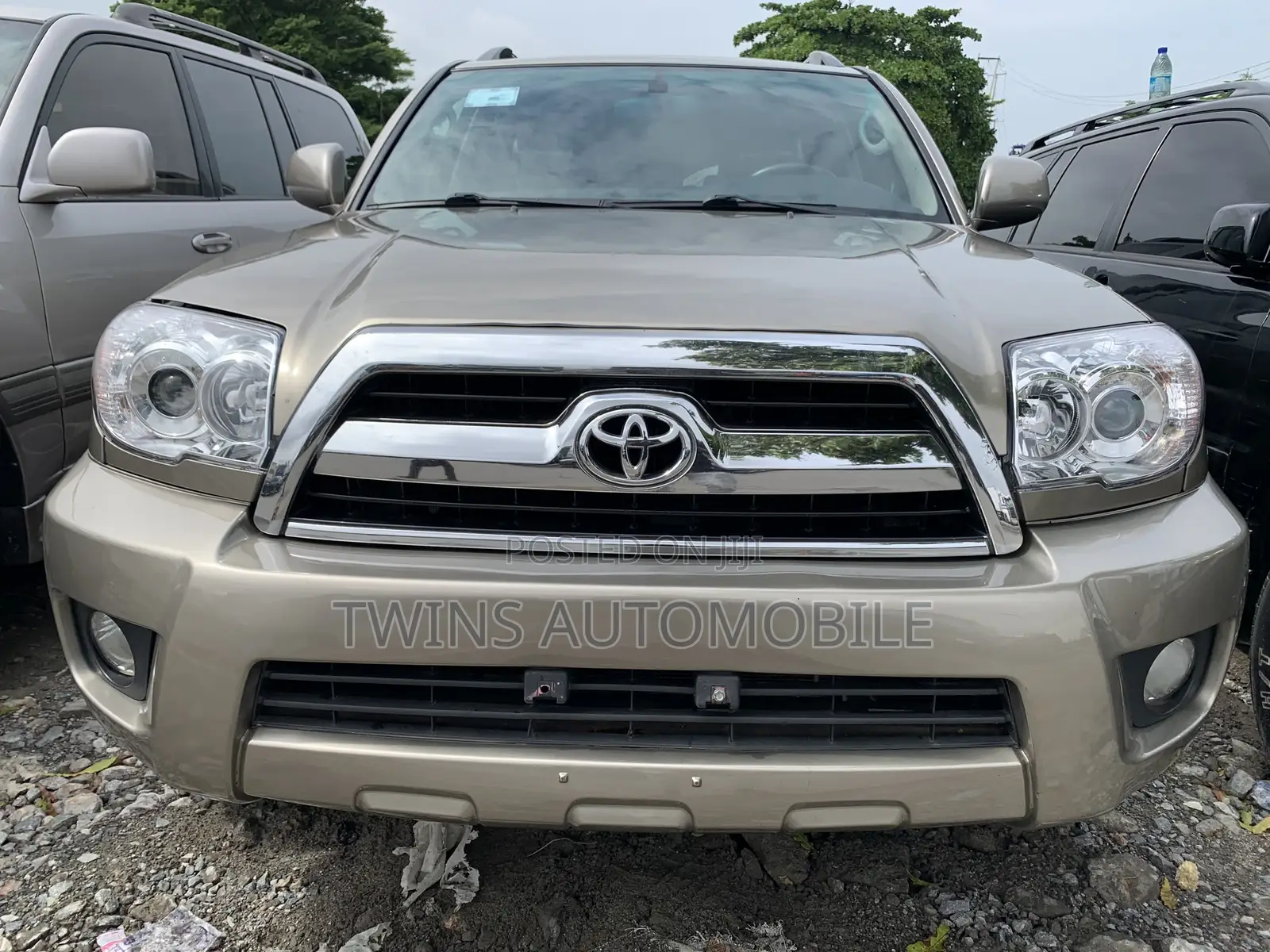 Toyota 4-Runner Limited 2008 Gold