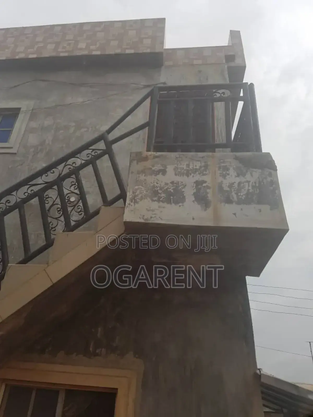 1bdrm Bedsitter in Ewukwu Sapele Road, Benin City for rent