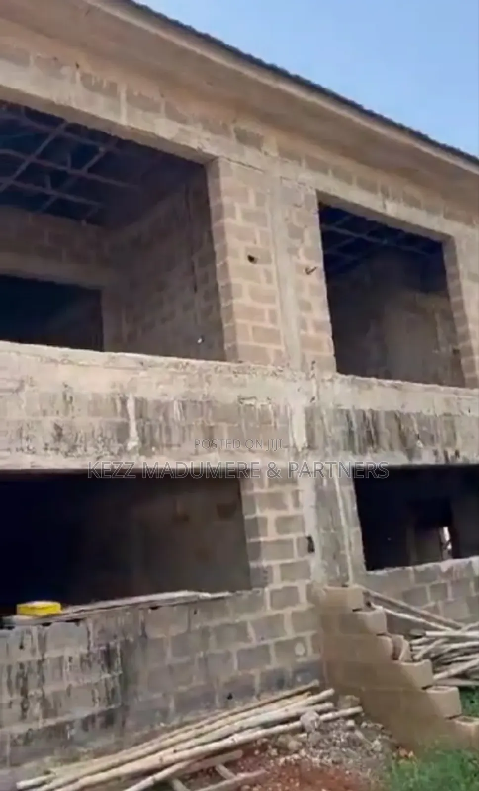10bdrm Duplex in Near Republic Estate for sale