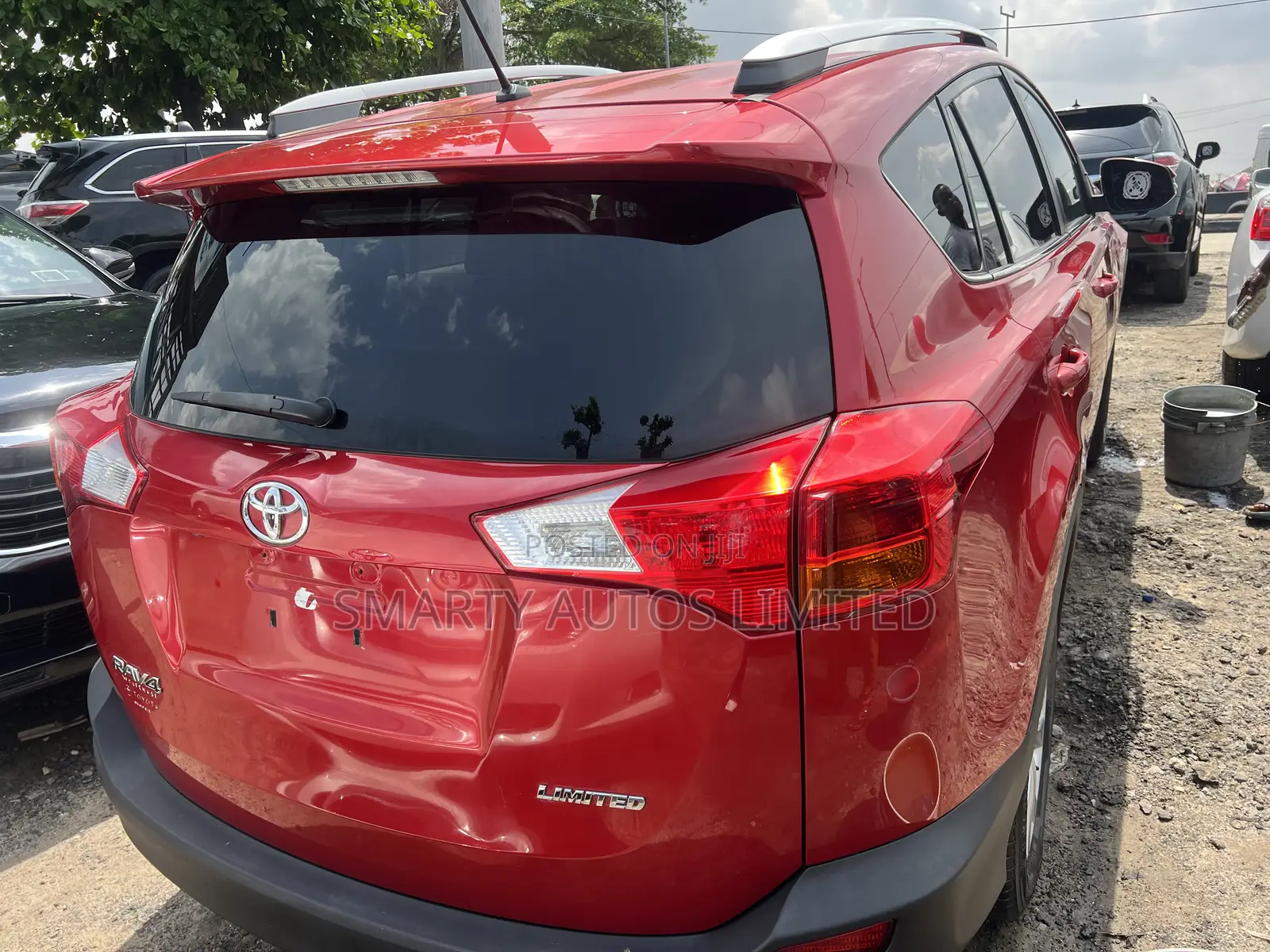 Toyota RAV4 2014 Red