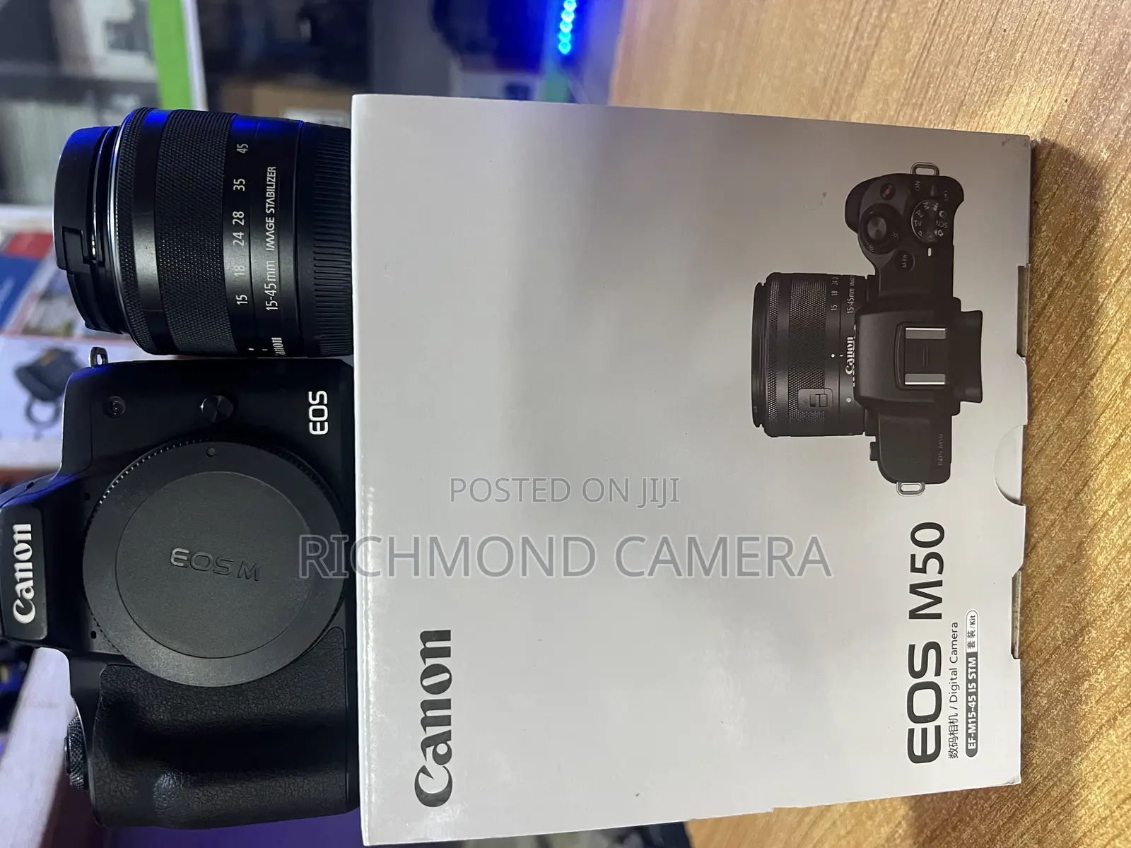 Canon M50 Mirrorless Camera