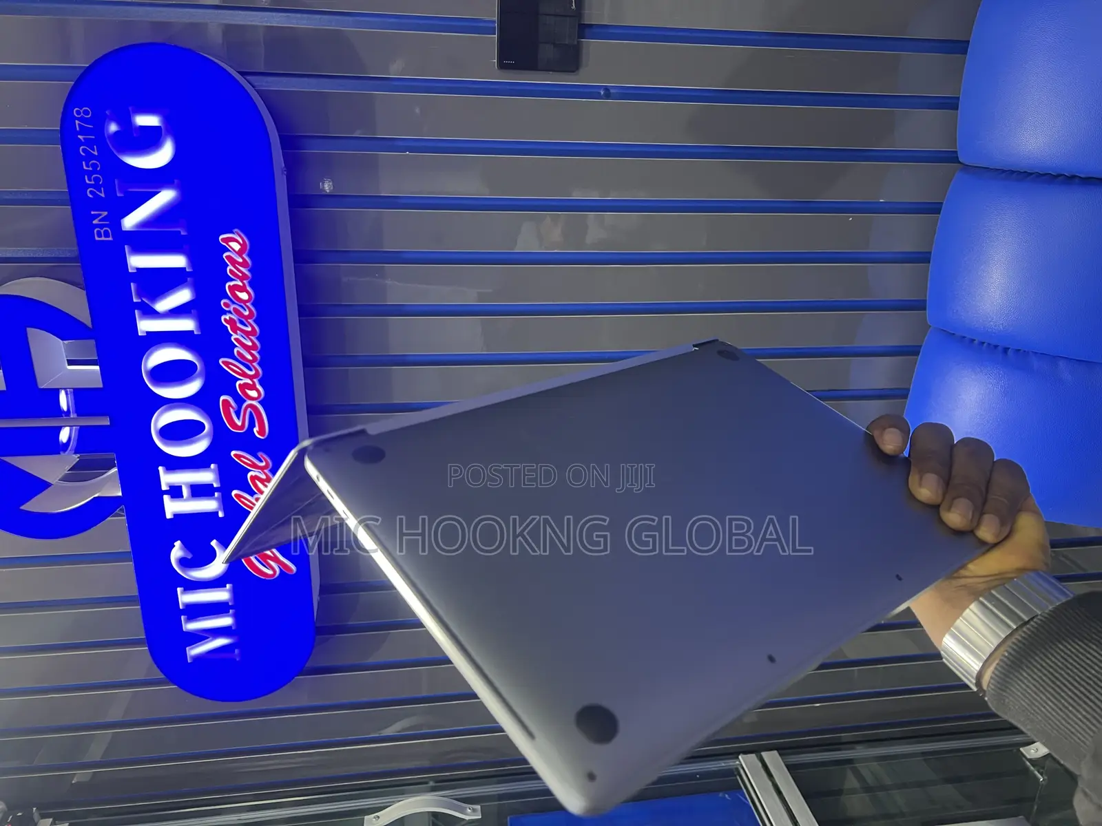 Laptop Apple MacBook Pro 2020 16GB Intel Core I5 SSD 512GB