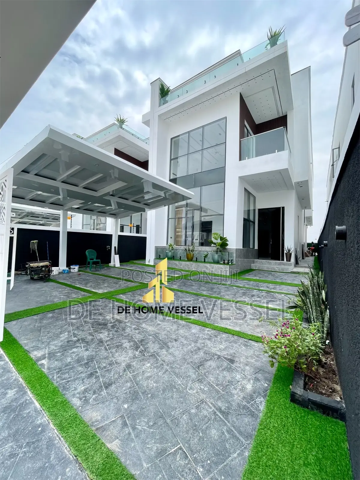 5bdrm Duplex in Ajah for sale
