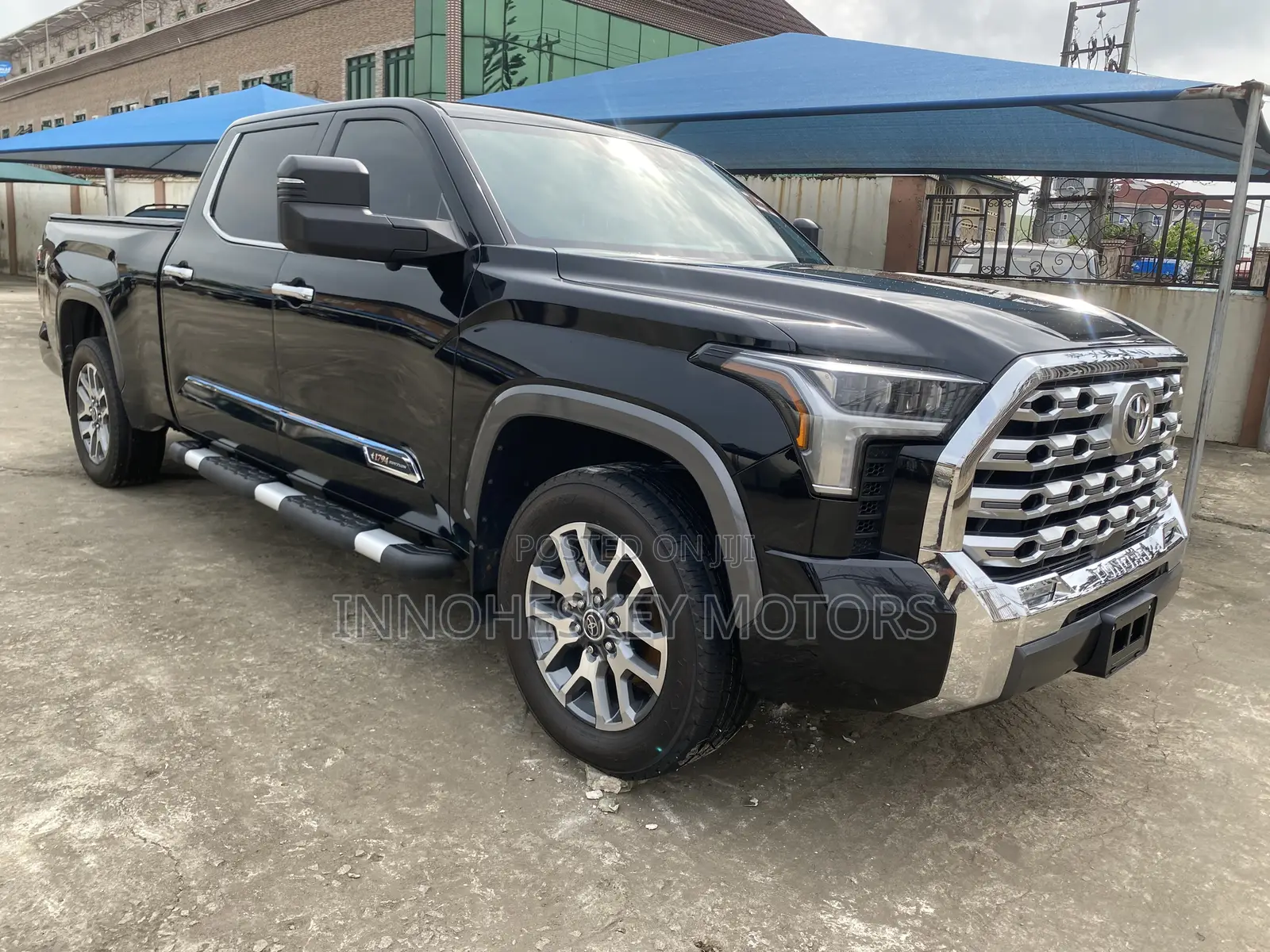 Toyota Tundra 1794 2022 Black