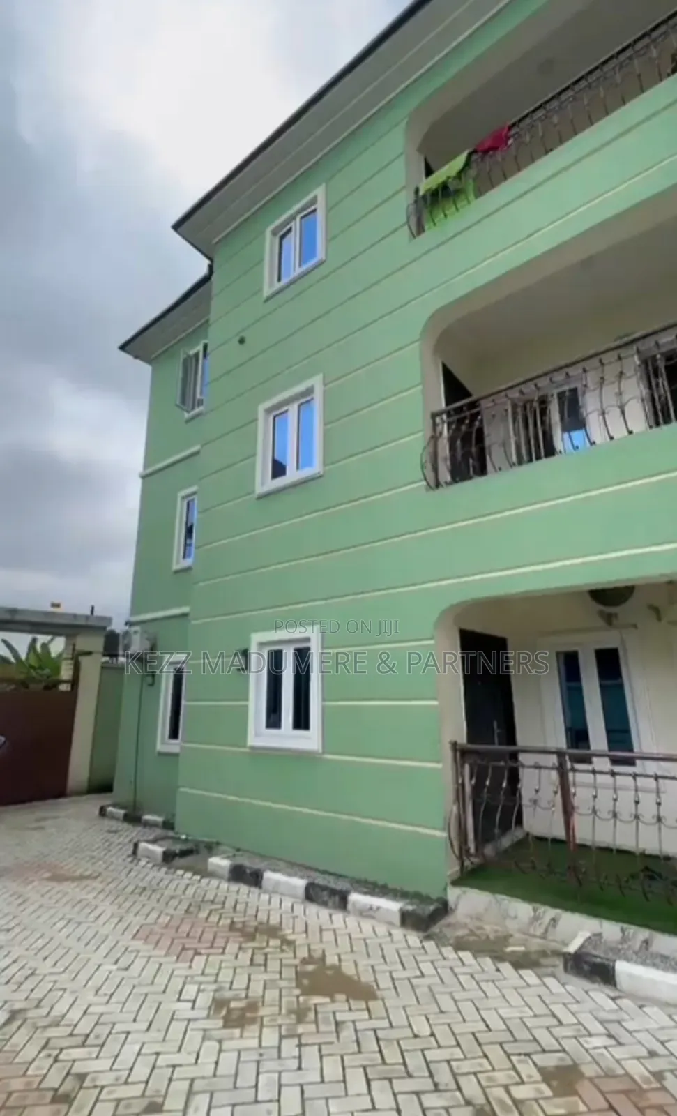 6bdrm Block of Flats in Rukpokwu , Port for sale