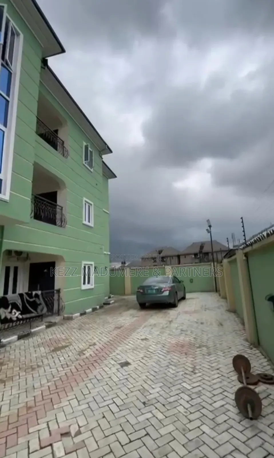 6bdrm Block of Flats in Rukpokwu , Port for sale