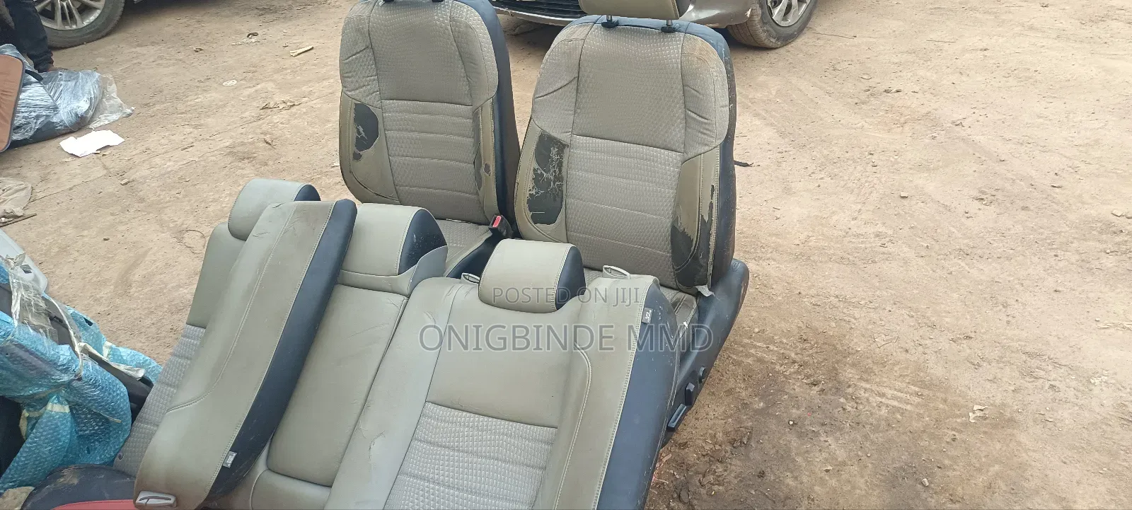 Complete Seats and Door Mats for Toyota Camry 2016 SE