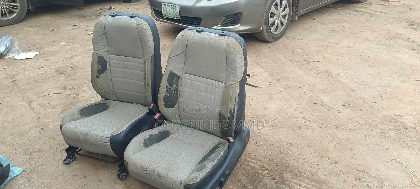 Complete Seats and Door Mats for Toyota Camry 2016 SE