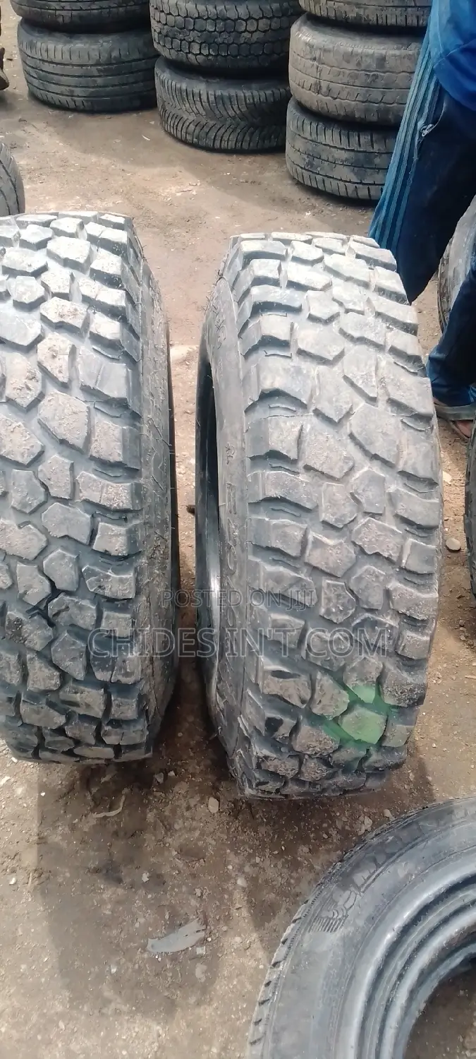 235/85/16 Tukumbor Tire